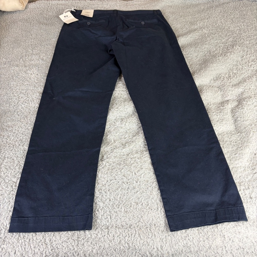 Free Assembly Mens Chino Pants Navy Blue Straight Leg 32x30 NWT - Picture 8 of 10